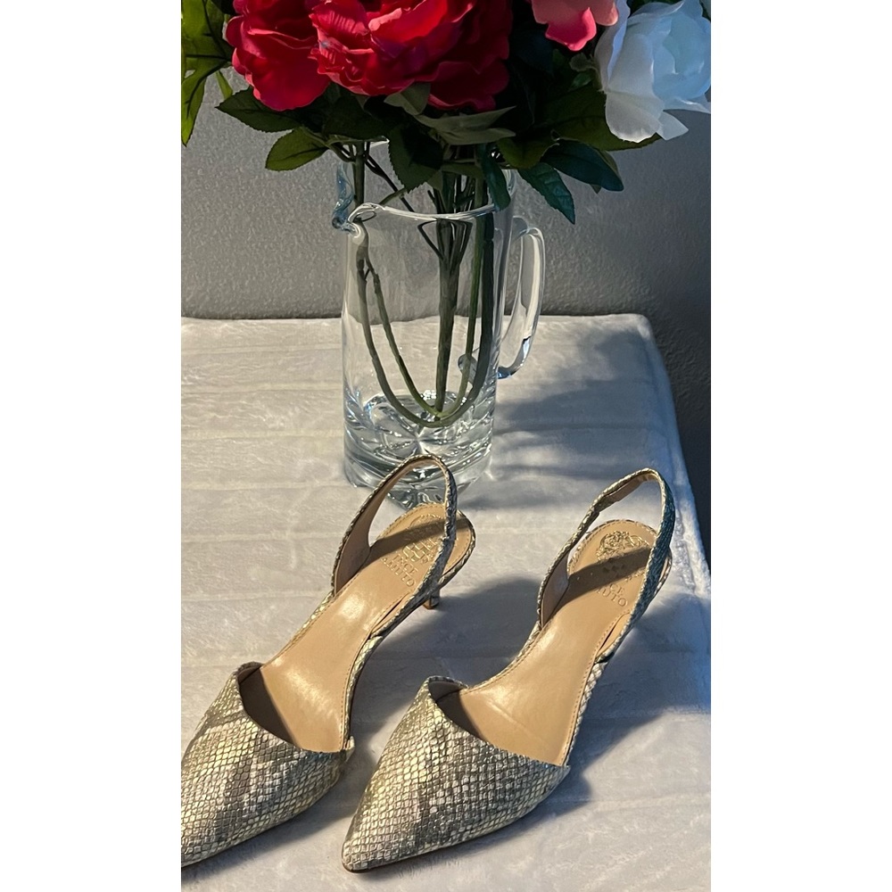 Vince Camuto snakeskin slingback pump. Size 8 1/2. Only worn once. 2 3/4” heel.